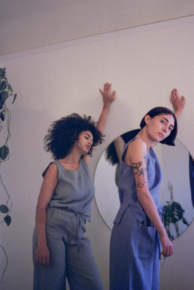 Loose linen swing top | Tops | Sustainable clothing | ManInTheStudio