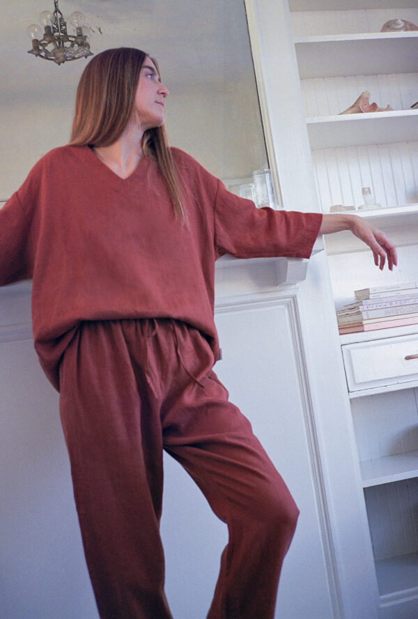 Oversized linen kimono style top | Tops | Sustainable clothing | ManInTheStudio
