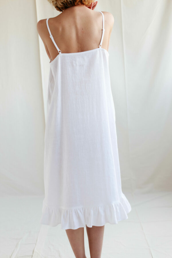 Linen ruffled hem slip dress | Dress | Sustainable clothing | ManInTheStudio
