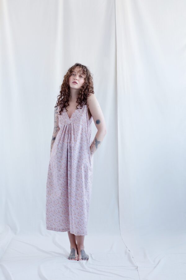 Floral organic cotton sleeveless sundress | Dress | Sustainable clothing | ManInTheStudio