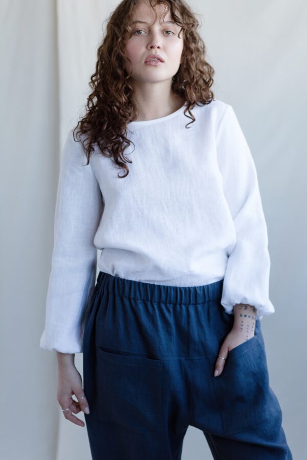 Long sleeved linen tunic blouse | Tops | Sustainable clothing | ManInTheStudio