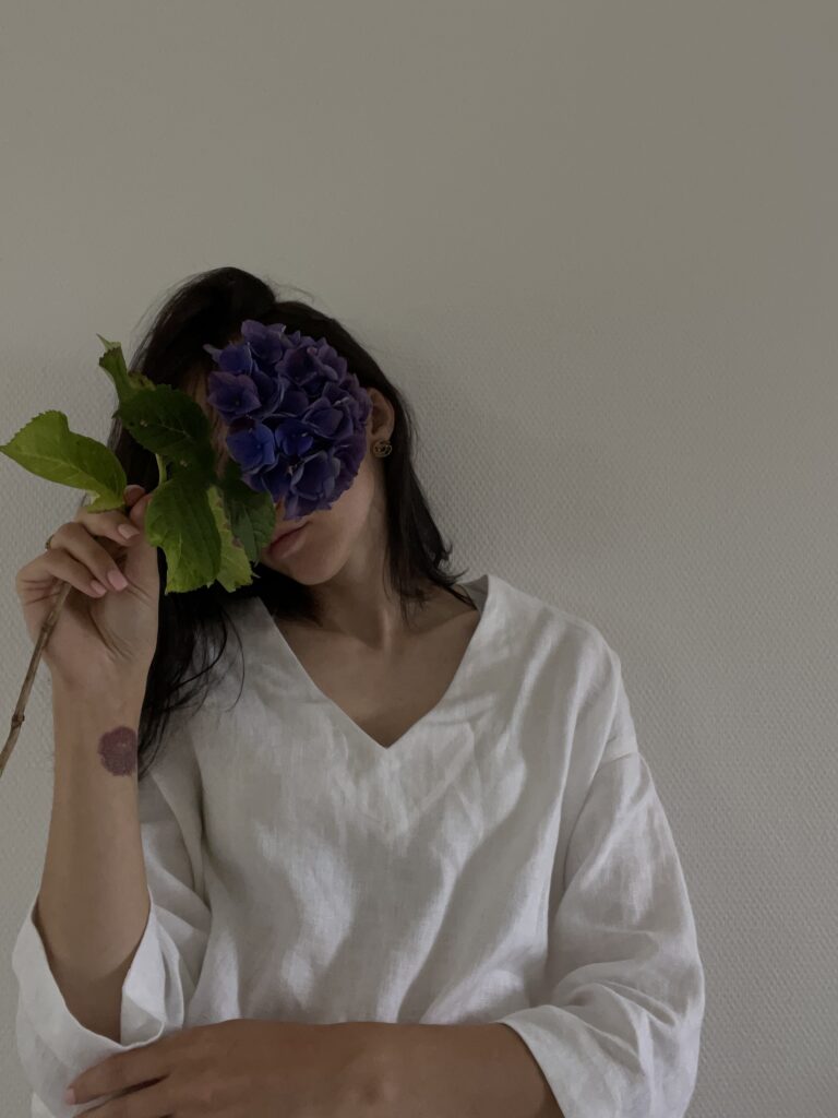 OVERSIZED LINEN KIMONO STYLE TOP
