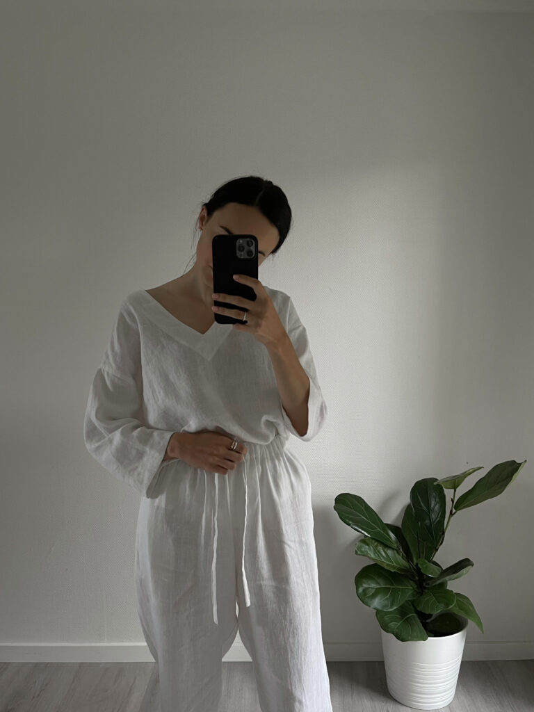 OVERSIZED LINEN KIMONO STYLE TOP