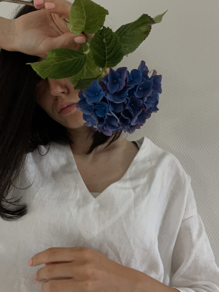 OVERSIZED LINEN KIMONO STYLE TOP