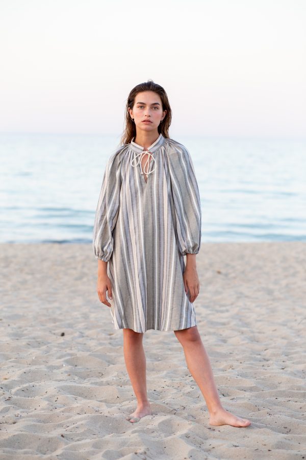 Linen and viscose blend beach midi dress | Dress | Sustainable clothing | ManInTheStudio