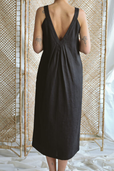 Black deep V-neck sleeveless dress | Dress | Sustainable clothing | ManInTheStudio