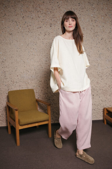Dusty rose loose fit linen trousers with adjustable tie waist