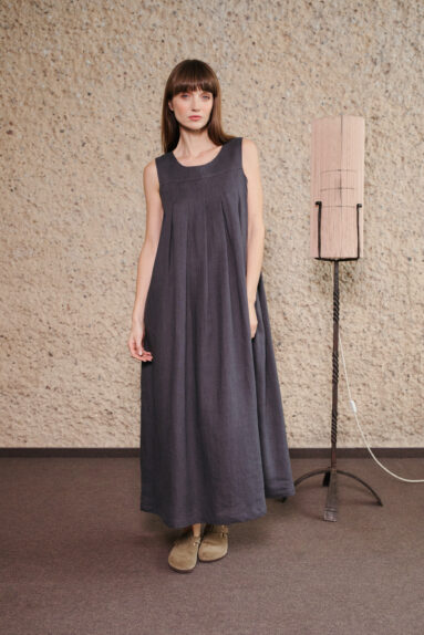 Linen sleeveless pleated maxi linen dress in Charcoal Grey