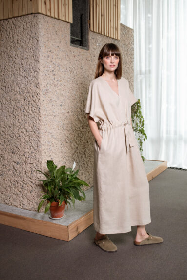 Maxi loose adjustable waist kimono style linen dress