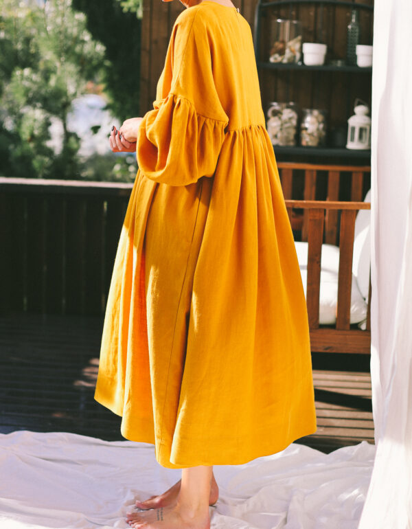 Linen oversized voluminous sleeves dress | Dress | Sustainable clothing | ManInTheStudio